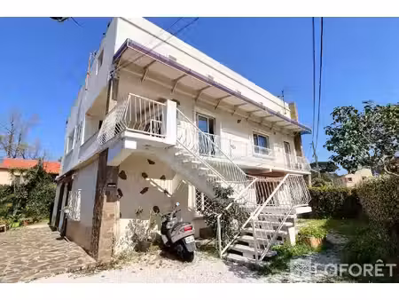 hyères - l'ayguade - maison en pleine propriété séparée en deux appartements - gros...