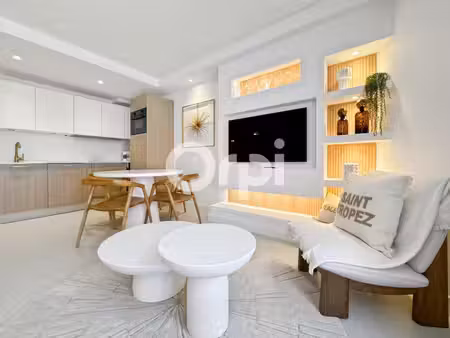à vendre - appartement t3 - saint-tropez - place des lices - place de stationnement