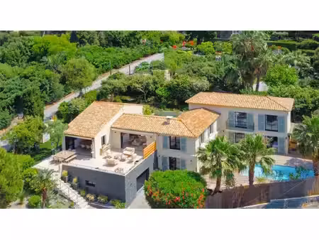 villa vue mer à vendre à sinopolis