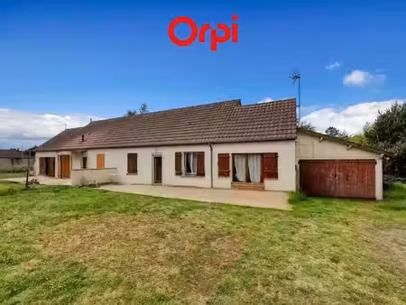 vente maison 6 pièces 140 m² à la chapelle-saint-rémy (72160)  170 400 €