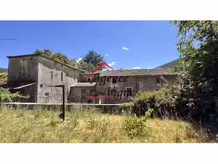 vente maison 16 pièces 272 m² à saint-florent-sur-auzonnet (30960)  175 000 €