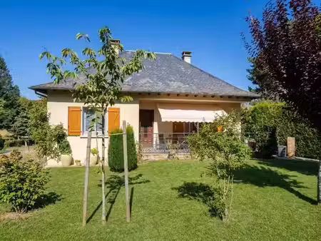 vente maison 4 pièces 106 m² à saint-amans-des-cots (12460)  176 000 €