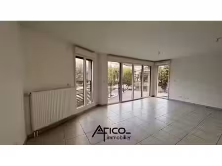 location appartement 3 pièces 66 m² à tours (37000)  855 €