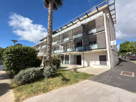 t2 avec terrasse & parking courondelle béziers