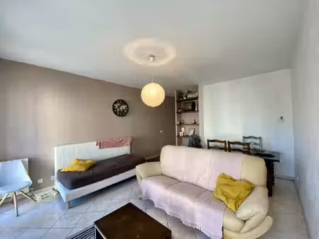 a villeneuve sur lot  appartement de 76 9m2