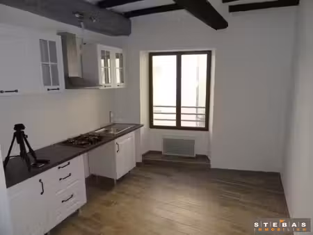 monteux- maison de ville - t3