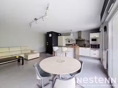 à vendre à neuvecelle - t3 lumineux avec grand balcon - garage et cave