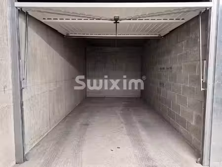 garage sécurisé en sous-sol de 15 m² !