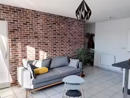 location appartement 2 pièces 43 m² à saint-pierre-des-corps (37700)