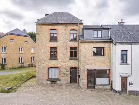 ensemble immobilier –gîte 9 personnes  appartement et studio