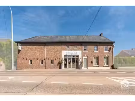 commerce avec habitation à zoutleeuw
