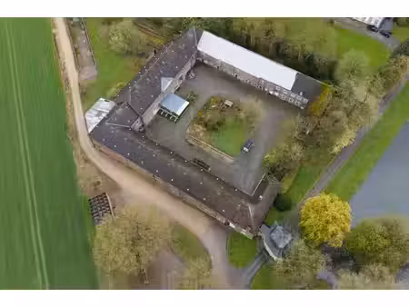 ferme-château à lanaken