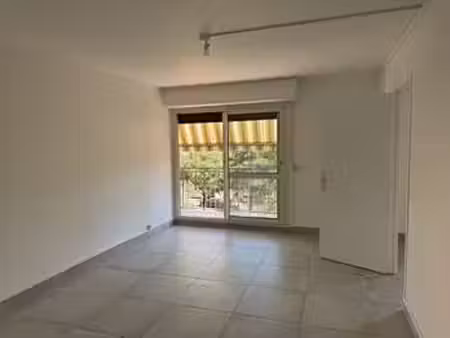 location appartement 4 pièces à rillieux-la-pape (69140) : à louer 4 pièces / 70m² rillieu