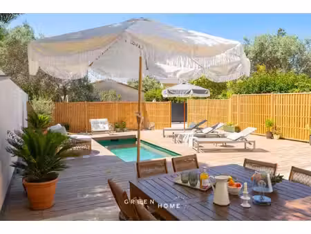 maison de luxe à vendre dans le quartier montolivet