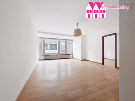alost : appartement à rénover comprenant 2 chambres et 2 ...