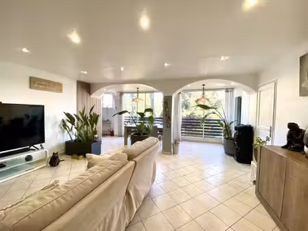 t4 98 m2  3 chambres - pas de travaux - la coupiane