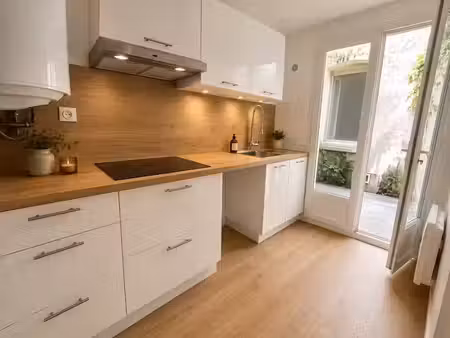 location appartement 3 pièces 72 m² à narbonne (11100)  750 €