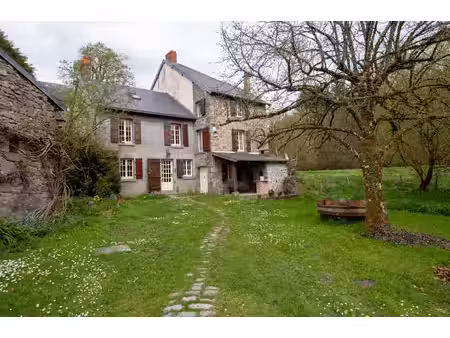 magnifique moulin chargé d’histoire au cœur de la nature creusoise