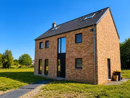 maison à vendre avec jardin et 3 chambres   ohey (vbe60550)