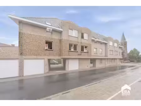 appartement spacieux et lumineux avec garage à oekene