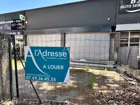 location locaux professionnels 2 pièces 350 m² à vinon-sur-verdon (83560)  1 610 €