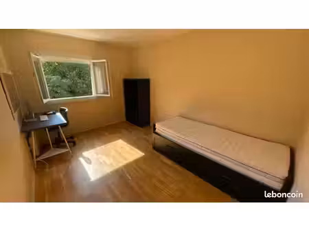 loue chambre chez un particulier