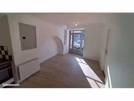 location f2 st amant tallende
