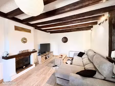 location maison centre ville guichen