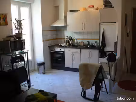 loue f1 bis de 35m² au rdc sur epinal avec garage et terrasse