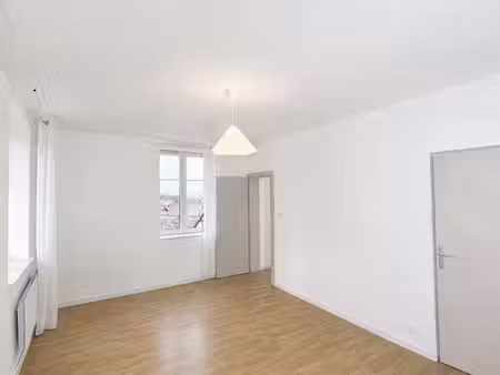 t3 à 5 min de saverne lumineux + garage