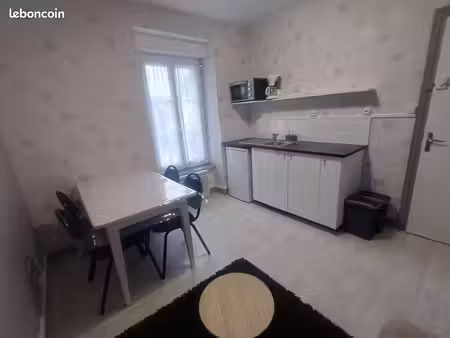 appart 2 pièces 30 m² meublé équipé personne en formation