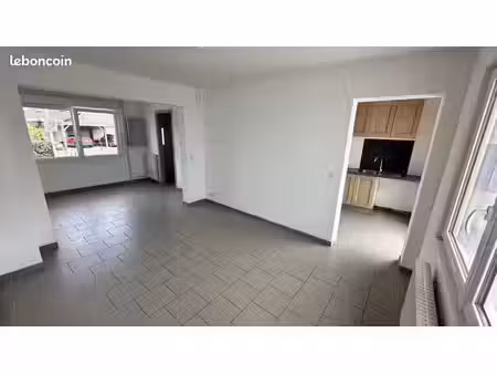 maison 4 pièces 70 m²