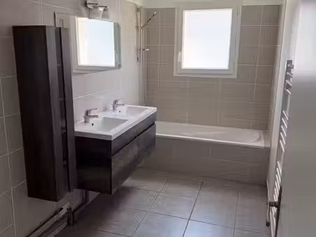 location maison t4 – tresses – 84m² avec jardin et parking
