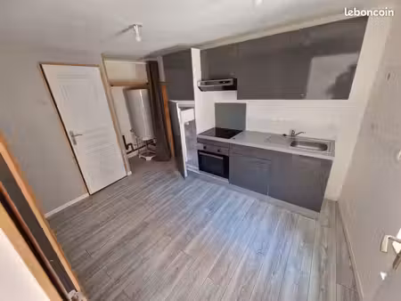 appartement ebreuil centre