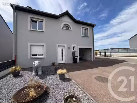 maison 6 pièces 110 m²