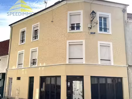 vente maison 8 pièces 177 m² brie-comte-robert (77170)