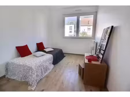 location appartement 3 pièces 64 m² à trappes (78190)  1 051 €