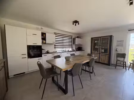 appartement à louer avec garage et terrasse   gougnies (vbe60965)