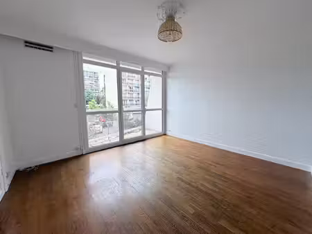 studio a vendre a plaisir - gare grignon