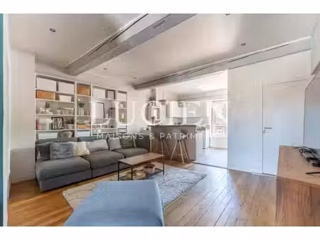 tassin l’horloge – t2 bis 52 m² rénové