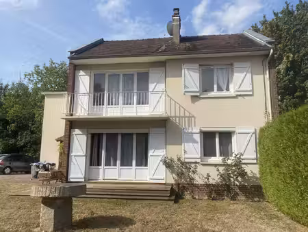sortie lisieux(14100) maison joli jardin.
