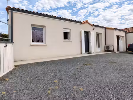 maison de plain-pied de 5 pièces à vendre