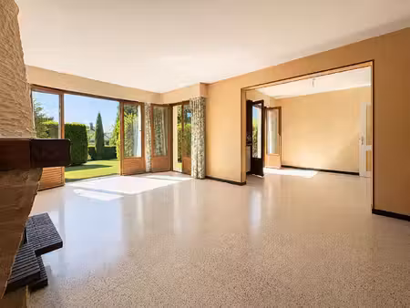 maison verrieres le buisson 7 pièce(s) 125 m2