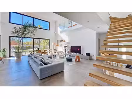 villa contemporaine de m² prestations haut de gamme grau d'agde