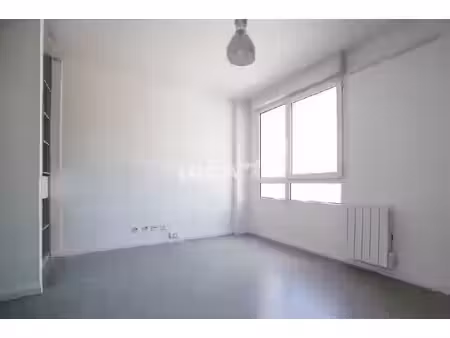 location appartement 1 pièce 20 m² à dijon (21000)