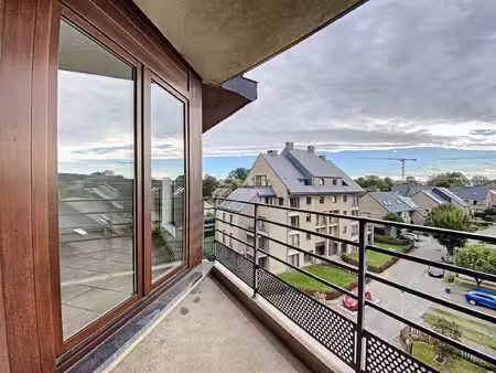 appartement à louer avec terrasse et 2 chambres   evere (vbe60987)