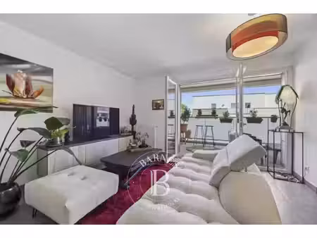 pays de gex – appartement t3 avec terrasse – ferney-voltaire
