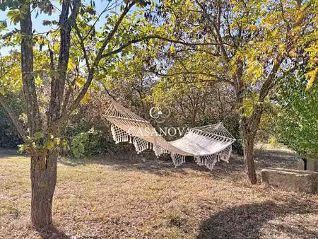 bâtiment agricole avec habitation et grand terrain à vendre aux portes de pézenas  offrant