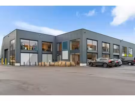 bureaux de haute qualité le long de la prins boudewijnlaan