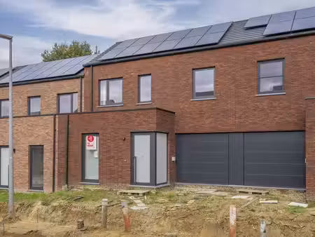 maison à louer à kortrijk € 1.295 (lrczw) | zimmo